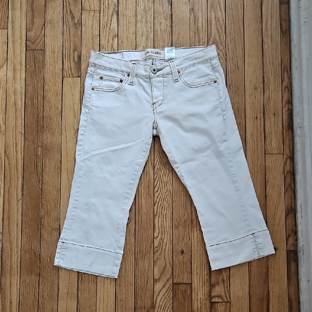 Levi's White Low Slouch  Low Waisted Cuffed Carpi Pants